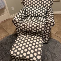 Swivel Arm Baby Nursery Chair