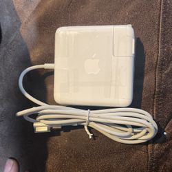Brand New 60W Apple Magsafe Power Adapter