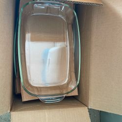 Set Of 4 Baking Trays - NEW