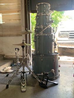 Drumset Pearl Roadshow
