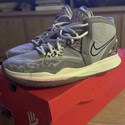 Nike Kyrie Infinity Men’s 10.5 