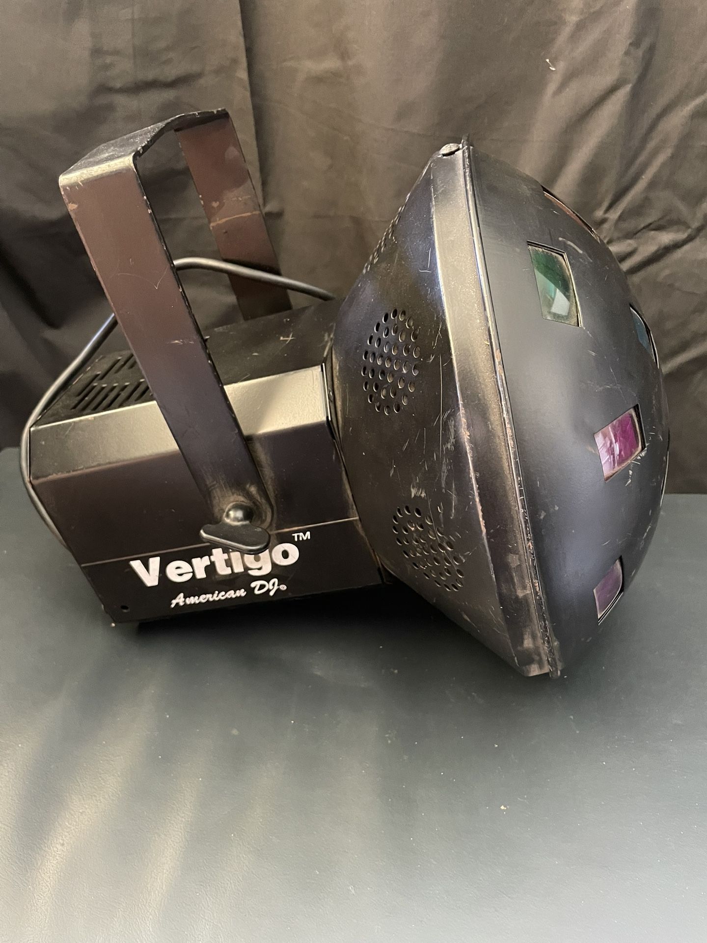 American DJ Vertigo light - Multicolor 