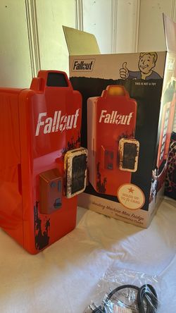 Fallout Vending Machine Mini Fridge Thermoelectric Cooler