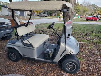 EZ-GO Club Car Golf Cart PRISTINE CONDITION