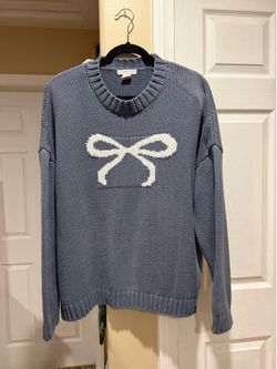 Women’s Bow Sweater