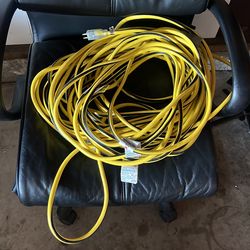 Husky 100FT Lighted Extension Cord
