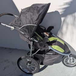 BABYTRENDS DELUXE STROLLER 👍👍
