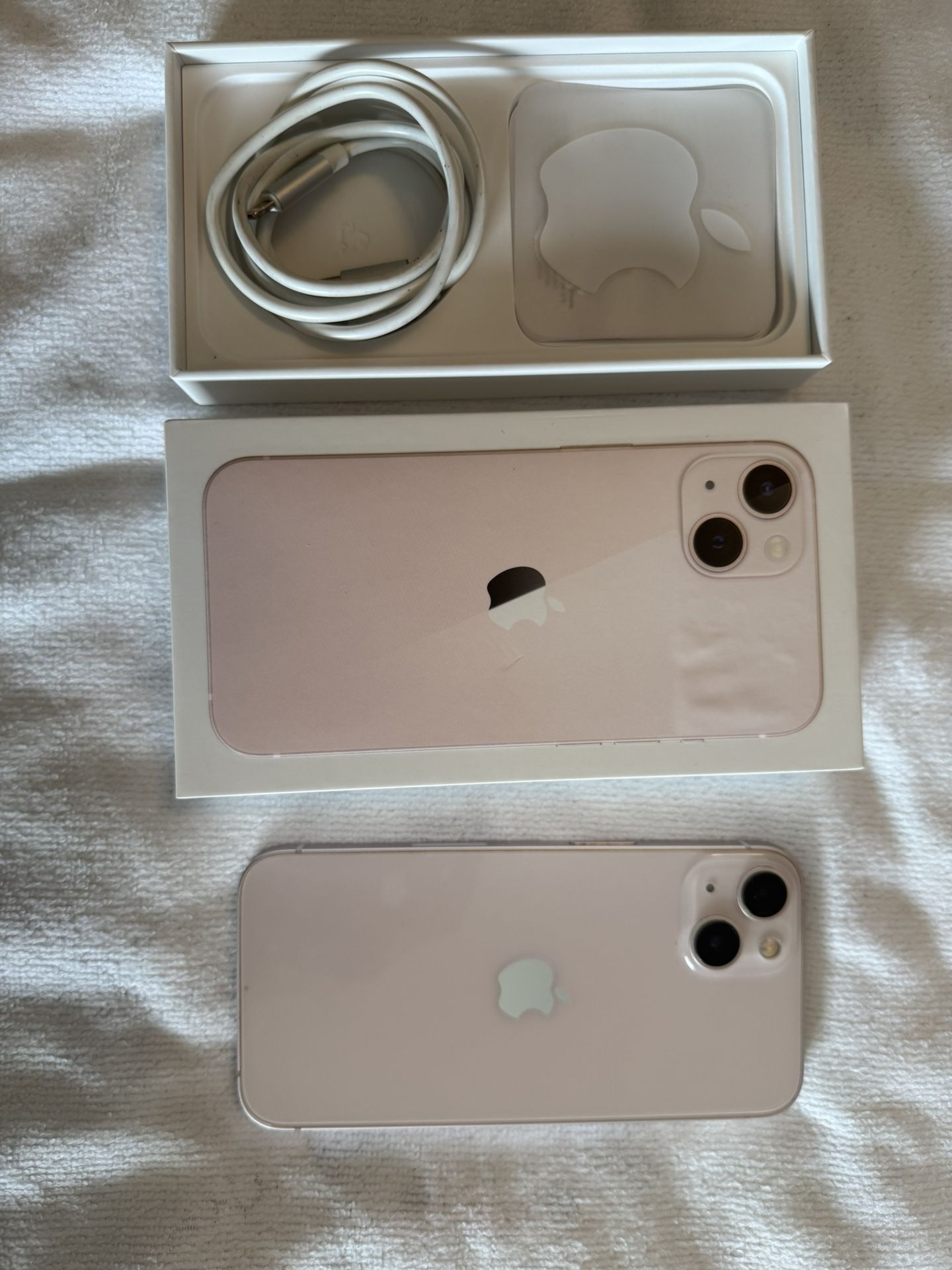 iPhone 13 - 128 Memory  In Excellent Condition! 