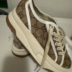 Gucci Sneakers 
