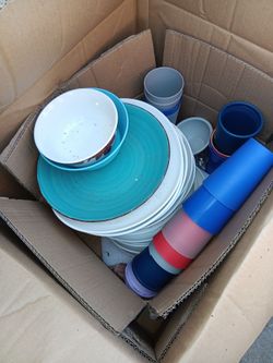 Cups, plates, and bowls - FREE