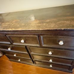 Solid Wood 9-Drawer Dresser – Ideal Refinish or Restoration Project