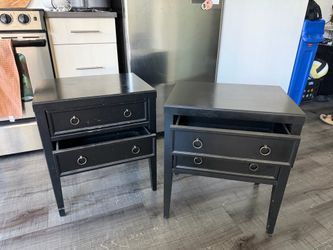 2x Side Tables