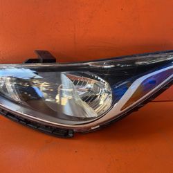 2018 2019 2020 2021 2022 HYUNDAI ACCENT LEFT DRIVER SIDE HALOGEN HEADLIGHT OEM 92101J0020