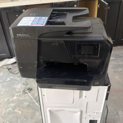 HP Laser jet Pro 8710