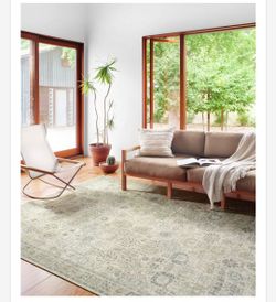 Loloi II Skye Collection SKY-14 Natural/Sage 6'-0" x 6'-0", .13" Thick, Round,Area Rug,Soft,Durable,Vintage Inspired,Distressed,Low Pile,Non-Shedding