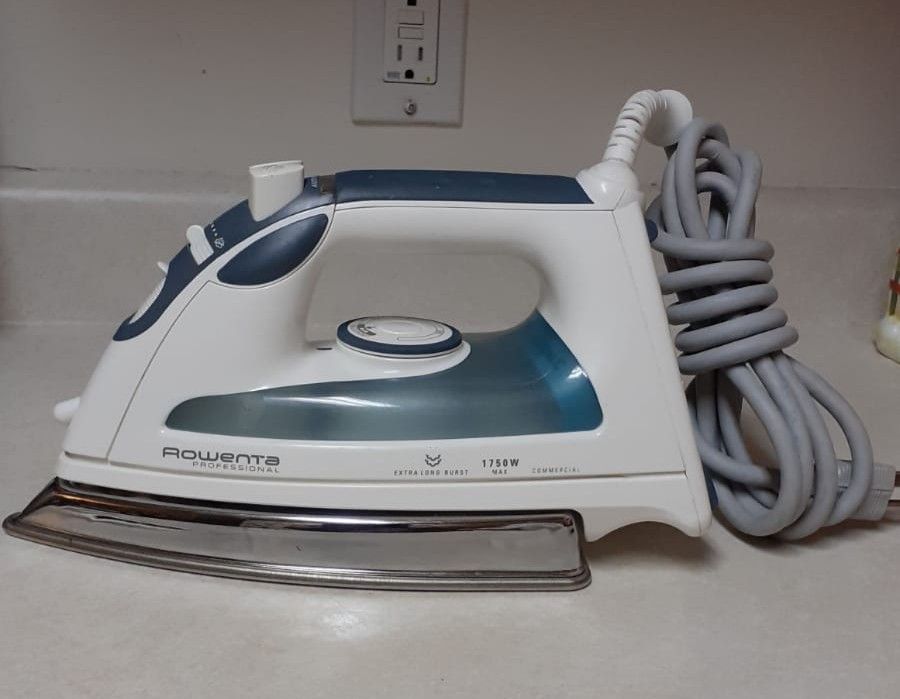 Rowenta Professional Commercial Steam Iron