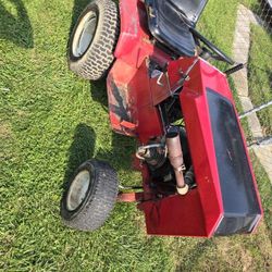 Wheel Horse 