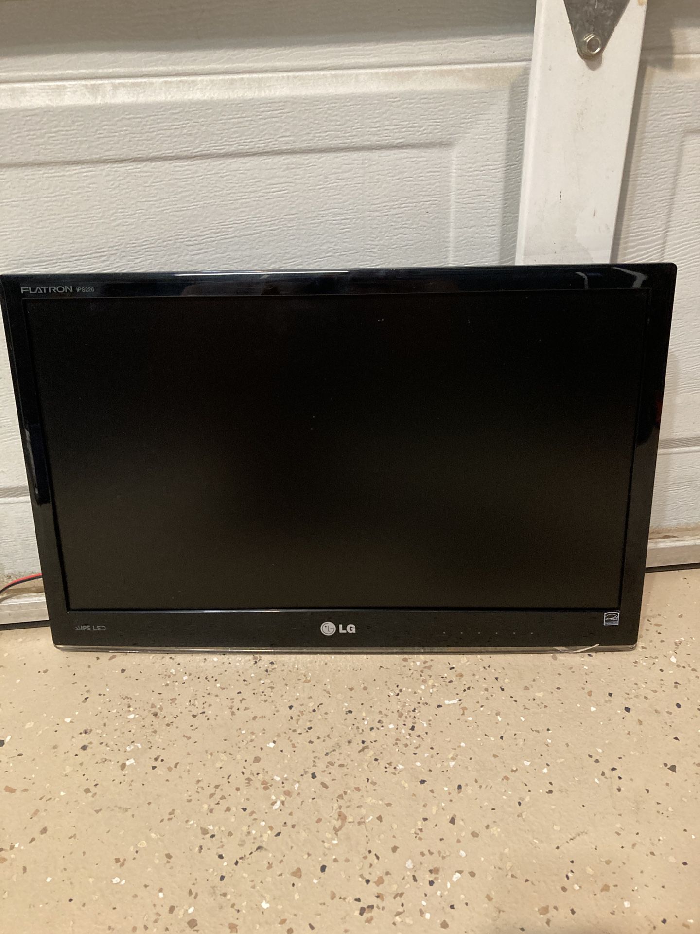LG 22in HD Computer Monitor