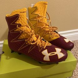 Under Armor Highlight Cleats (Red & Gold)