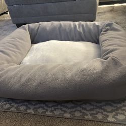 EveryYay Essentials Felt Dog Lounger 32Lx24W