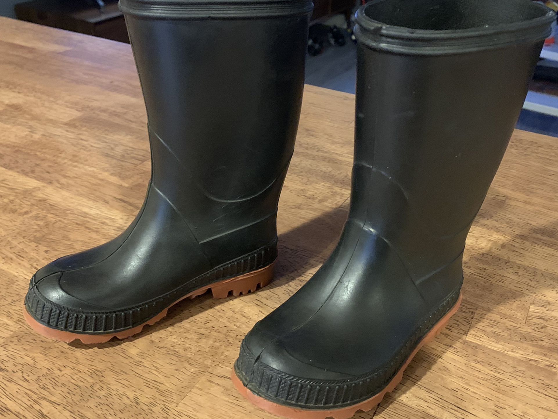 Kids Rain Boots 🌧 8c