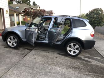 Selling this suv BMW X3, runs great, 97000 miles, clean title, very well maintained. I’m asking $5500.00 OBO Passed DEQ