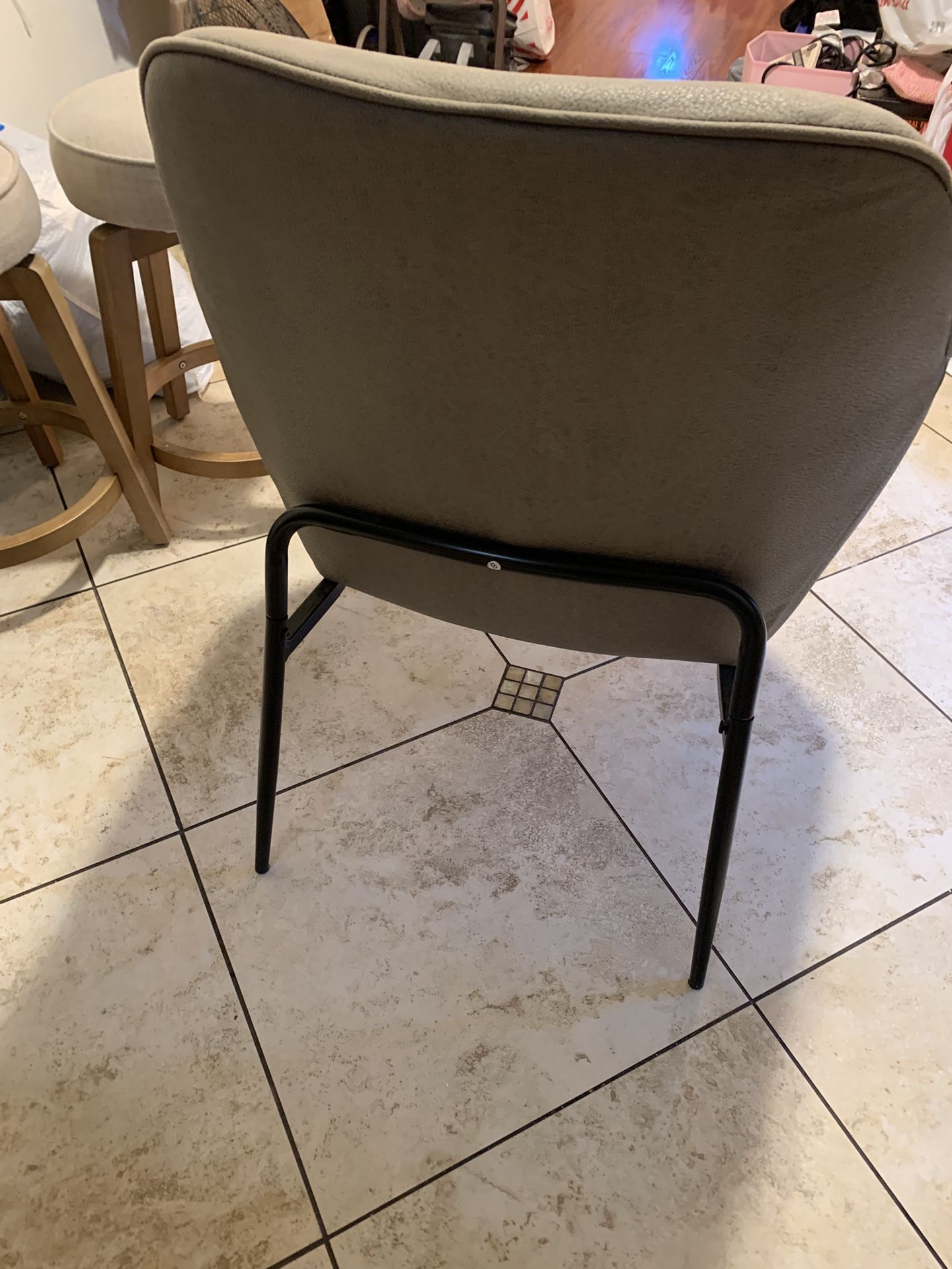 Grey Living Room Chair 