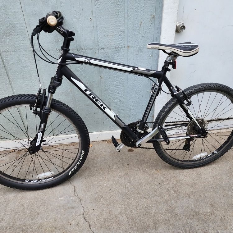 Trek 820 mountain bike best sale for sale