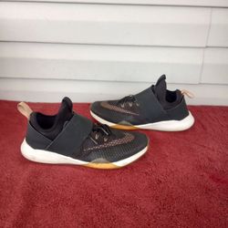 (WMNS 10) Nike Air Zoom Strong 'Black/Rose Gold/Bronze' Athletic Sneaker