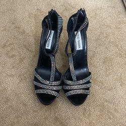 Steve Madden ShowStop Black Satin W Crystals Platform Heels 7.5 