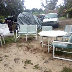 $50 Patio Set Delivery Available Seffner