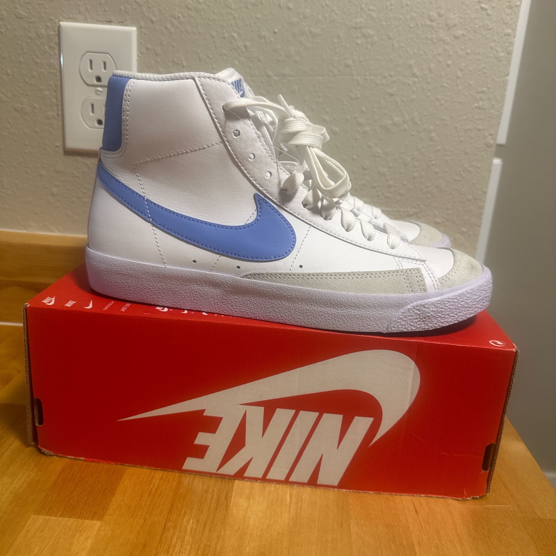 Nike Blazer Mid '77 GS 'Royal P... White/Royal