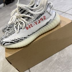 Yeezy 350 Zebra