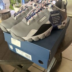 New k-Swiss shoes size 9