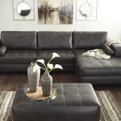 Nokomis Charcoal RAF Sectional

