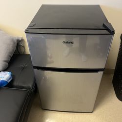 Mini Fridge And Freezer