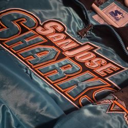 SJ Sharks STARTER  jacket..Size L New 125$