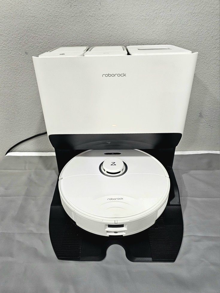 roborock s8 pro ultra robot vacuum mop white edition (2)