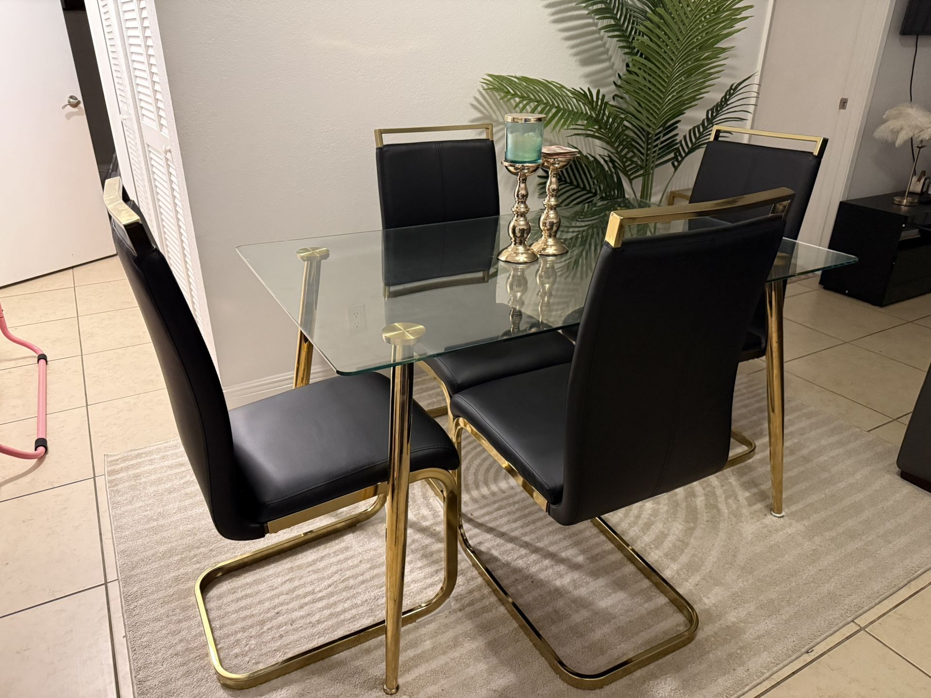 Dinning Table Set