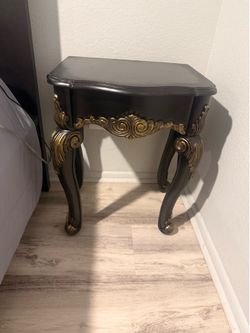 Nightstand endtable