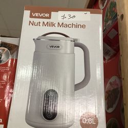 Nut milk machine