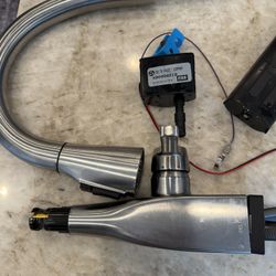 Delta Faucet Mateo Touch Kitchen Brush Nickle - Used