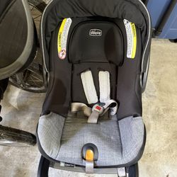 Chicco KeyFit 35 ClearTex infant car seat