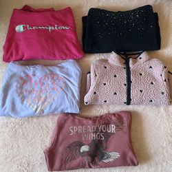 Girls Clothes