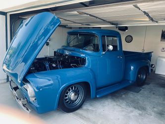 Truck cover