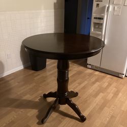 High Top Table And Stools 
