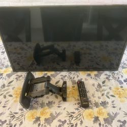 32” Samsung Smart TV 