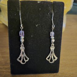 Dangle Earrings 