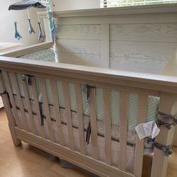 Baby Caché , New Conditions  Color Beige $650 For Both 
