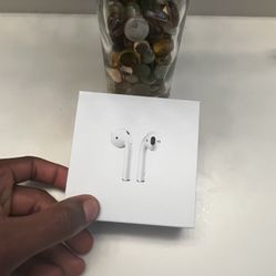 AirPod 2 Generation READ DESCRIPTION 